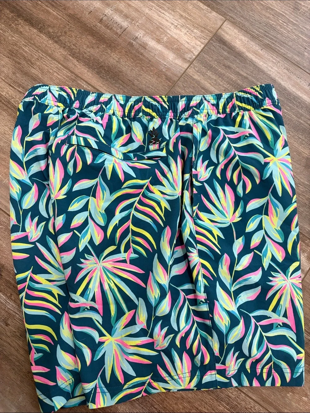 Chubbies Mens Swim Trunks 5.5 Inseam 2-in-1 Liner Tropical Palm Print Large